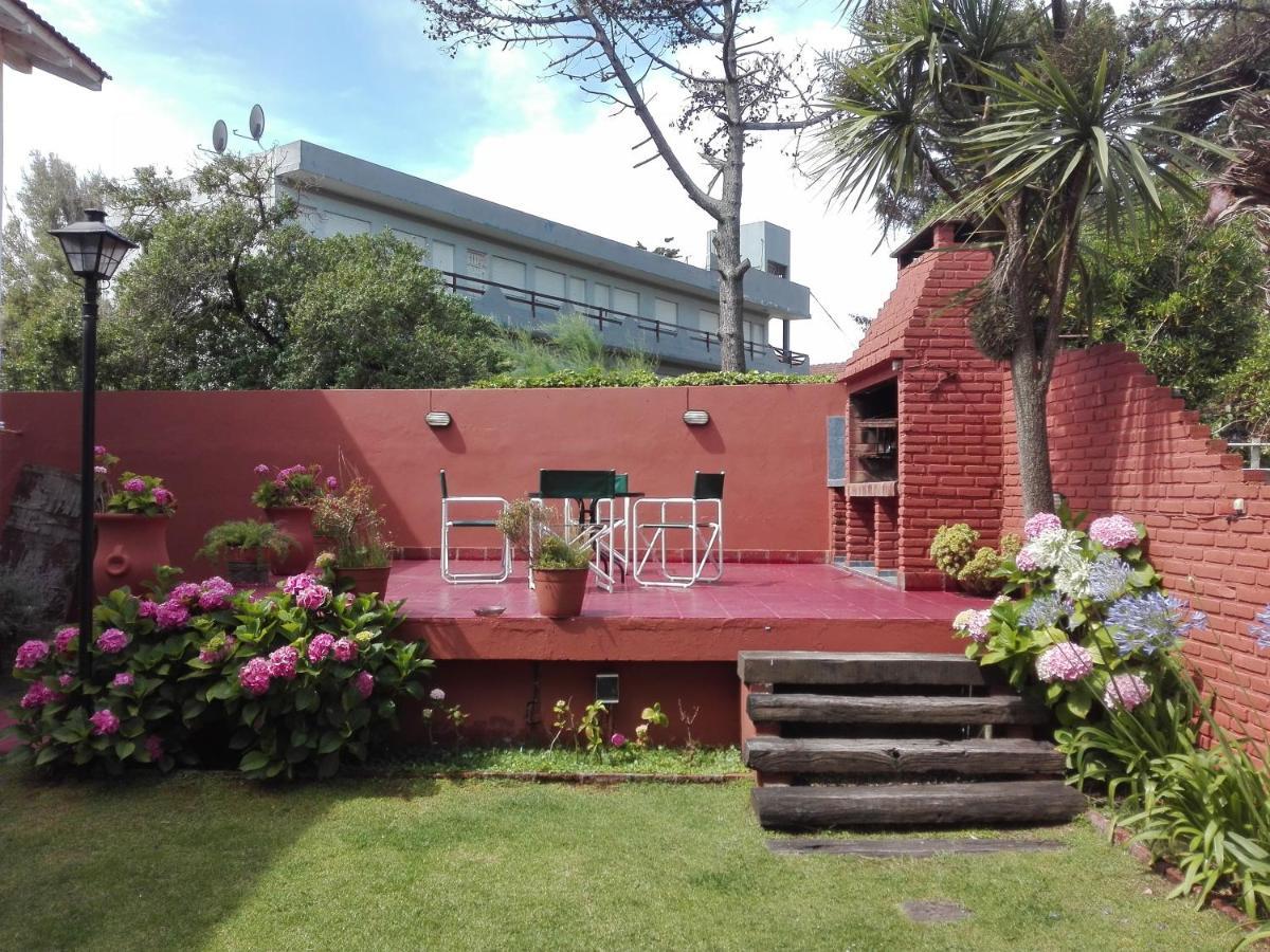 Posada De La Villa Villa Gesell Extérieur photo