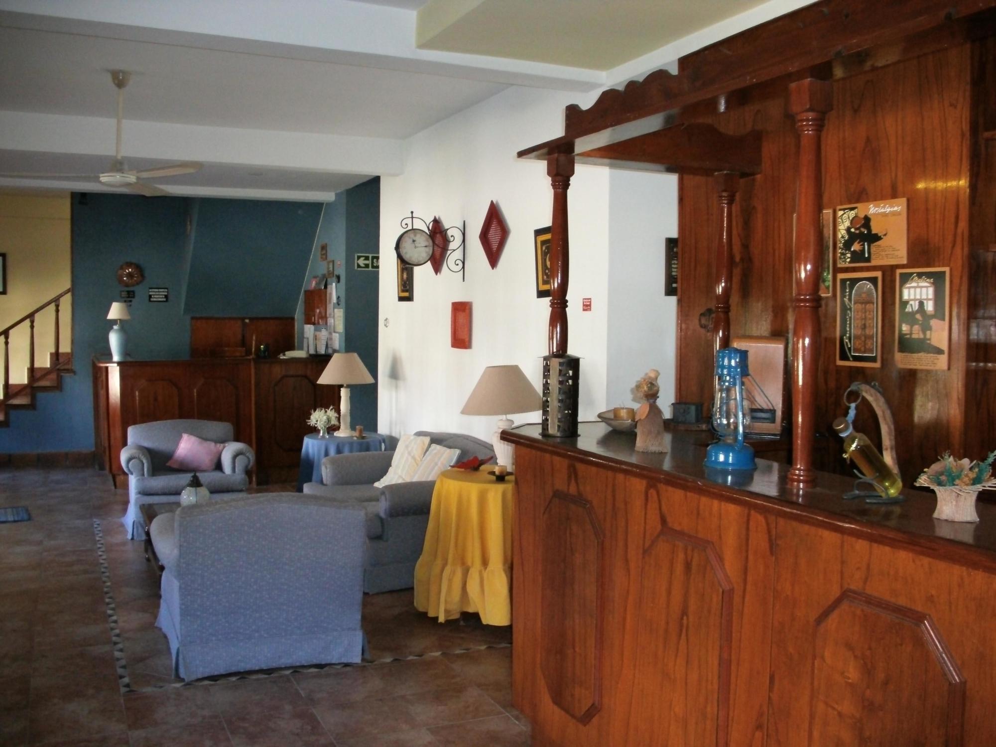 Posada De La Villa Villa Gesell Extérieur photo